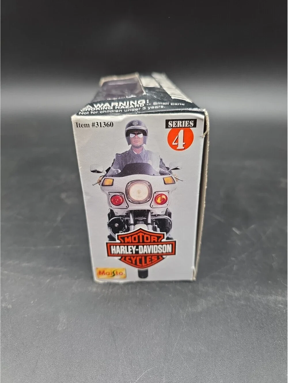 Maisto Harley Davidson Police State Trooper Motorcycle 1/18 Scale Diecast